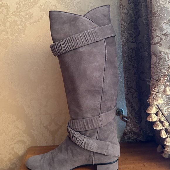 TE CASAN NY Limited Edition Beige Suede Knee-High Boots Size EU 39/ US 8.5 - Picture 3 of 9